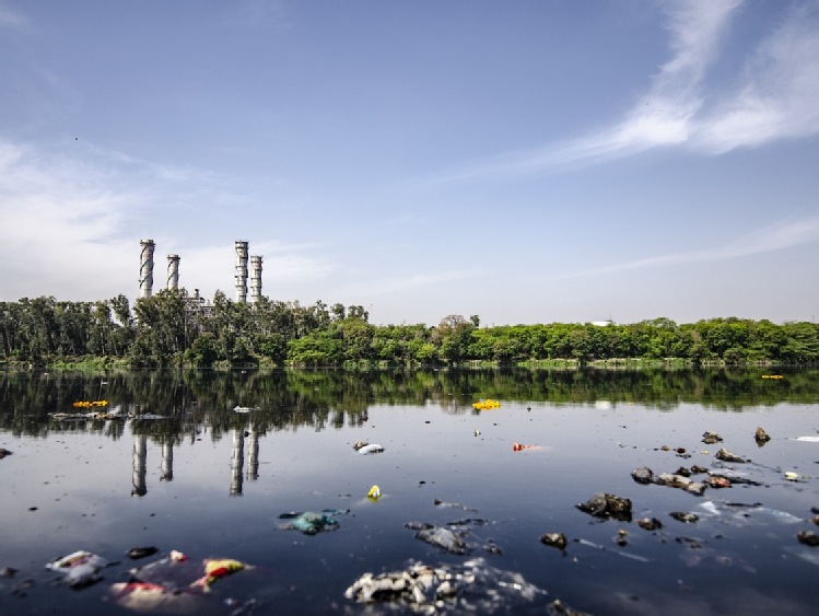 Zanieczyszczenie wody – problem lokalny czy globalny?