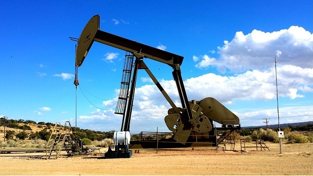 ropa naftowa wydobyć