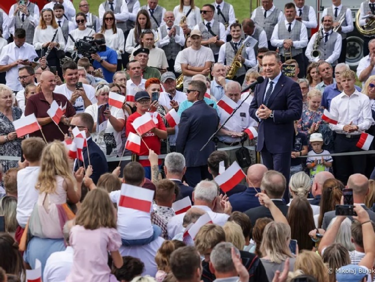 Prezydent Karol Nawrocki: "Ziemia Polska musi być w rękach polskiego rolnika"