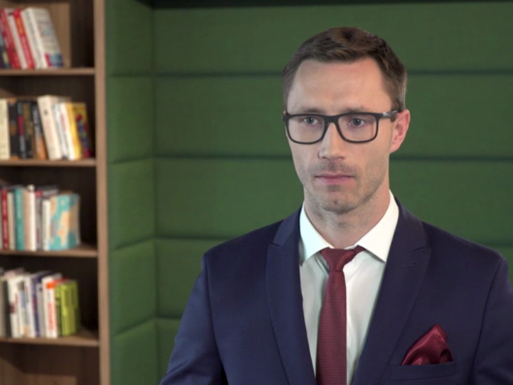 Właściciele zabytkowych samochodów nie muszą ubezpieczać ich przez cały rok. Polisy krótkoterminowe nie zawsze są jednak opłacalnym rozwiązaniem