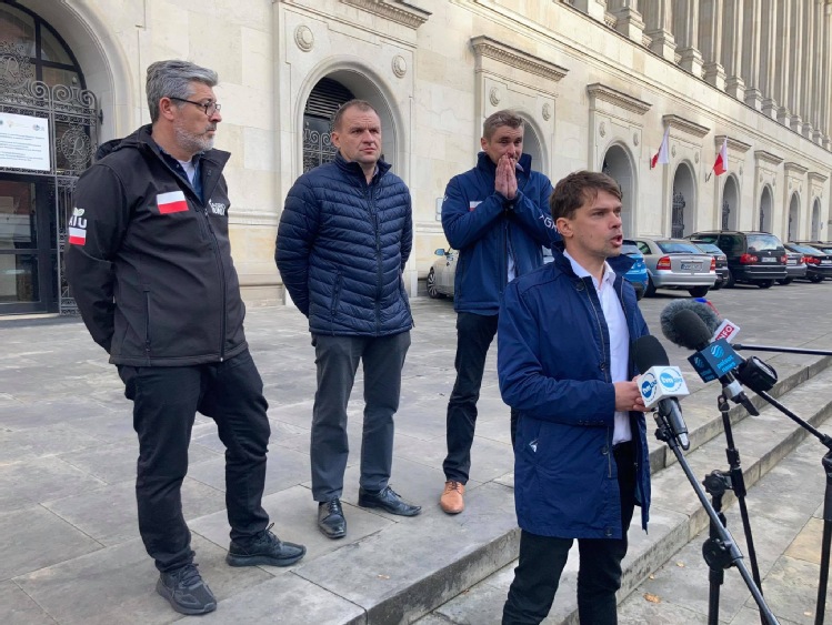 AGROunia:  POTRZEBUJEMY REANIMACJI POLSKIEGO ROLNICTWA