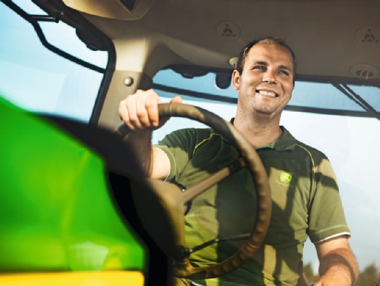 John Deere w setce najcenniejszych marek na świecie. W Polsce to niekwestionowany lider