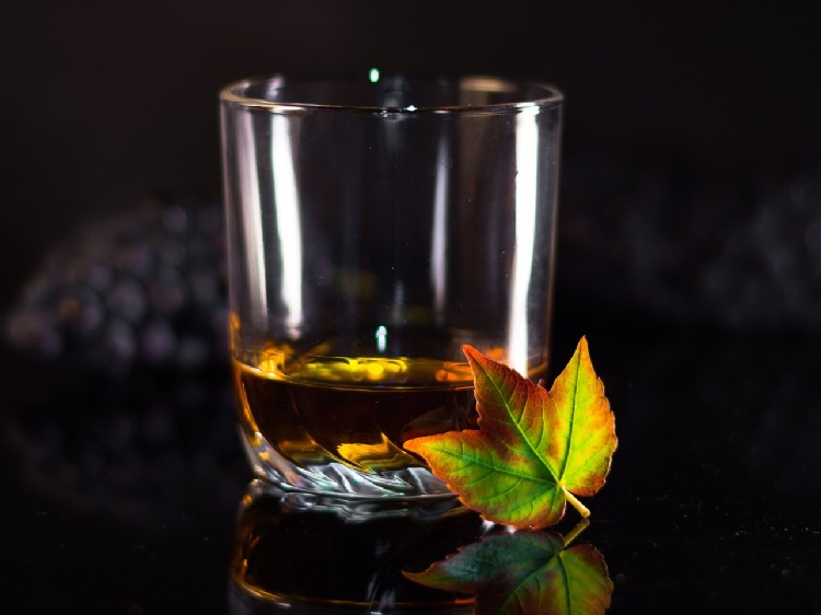 Nadchodzi jesień na rynku alkoholi. Co czeka branżę, co wybiorą konsumenci?