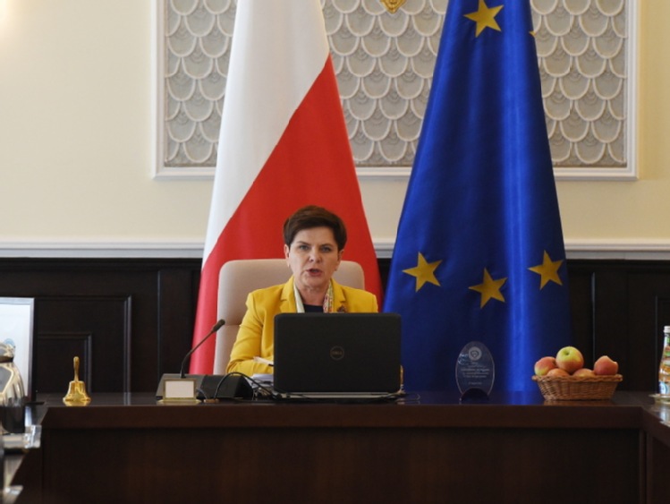 Rząd za ułatwieniem sprzedaży żywności przez rolników