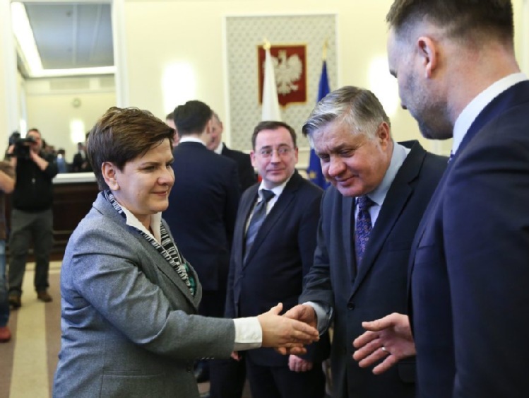 Polska stara się w KE o przesunięcie terminu składania wniosków o dopłaty dla rolników