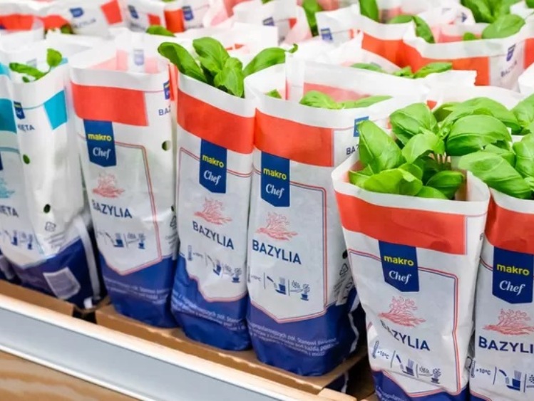 BIO zioła – MAKRO Polska ogranicza zużycie plastiku