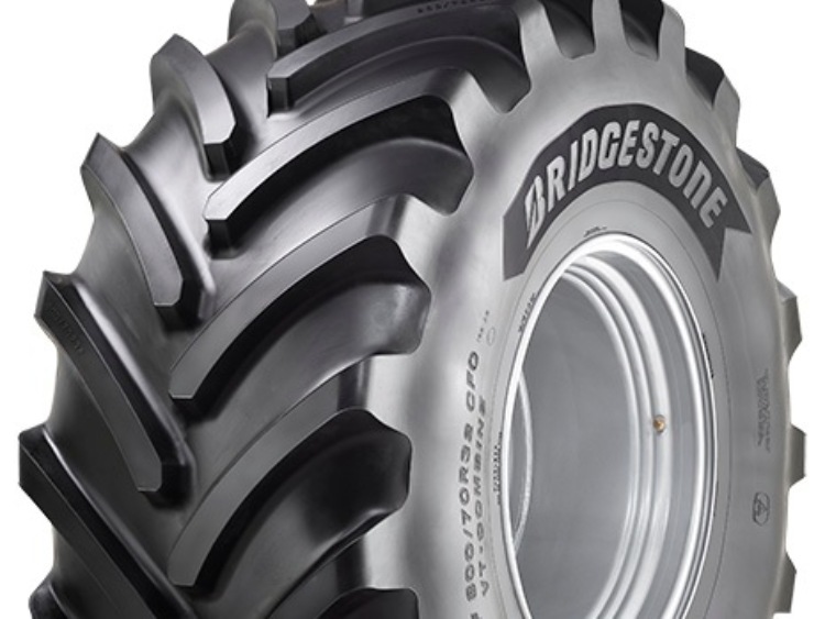 Bridgestone przedstawia nową oponę do kombajnów  – VT-COMBINE