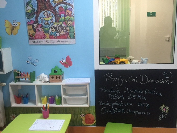„Przyjaźni dzieciom”