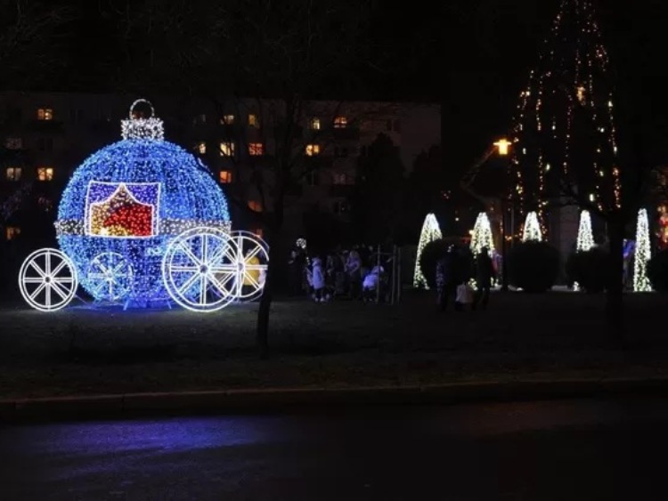 Bożonarodzeniowa iluminacja rozświetliła Piłę