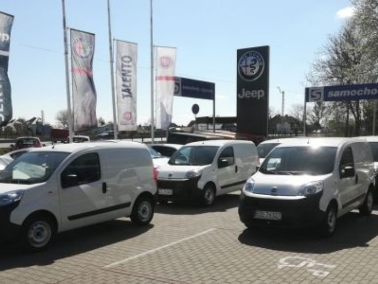 Flota Fiat Professional wspiera walkę z Covid-19