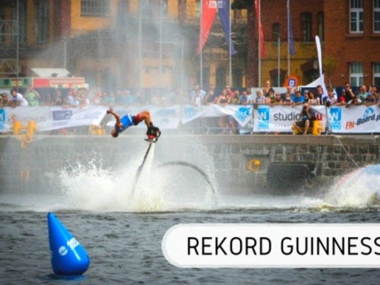 Rekord Guinnessa we Flyboardingu już oficjalnie zatwierdzony. Polak najlepszy!