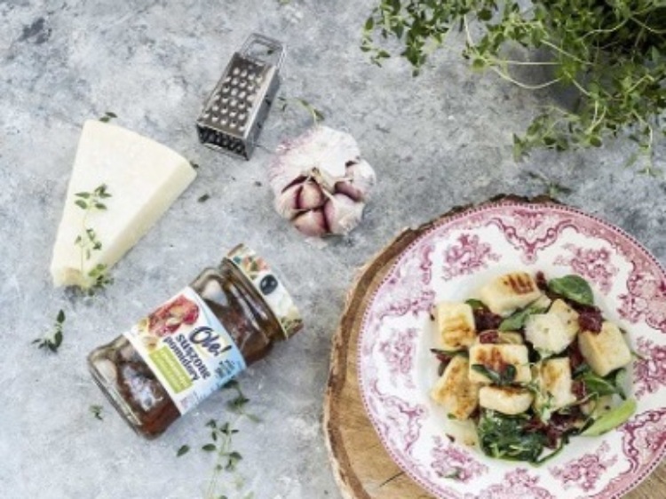Gnocchi z suszonymi pomidorami, szpinakiem oraz parmezanem (3 mniejsze porcje)