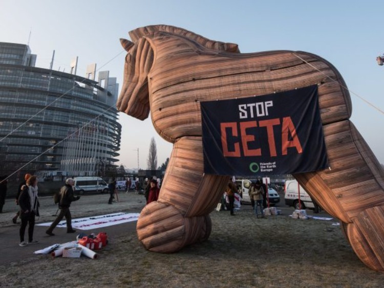 Europarlament ratyfikował umowę o wolnym handlu UE-Kanada