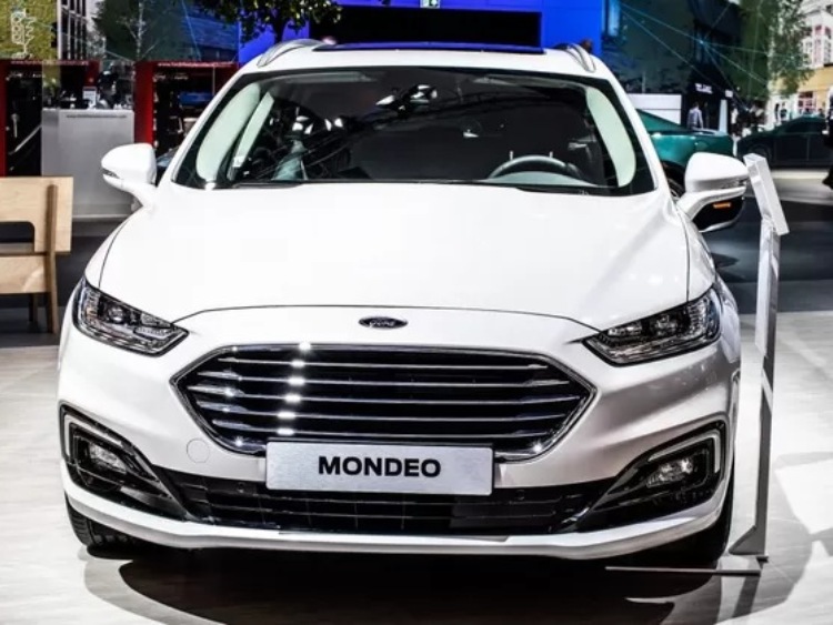 Ford zakończy produkcję sedana mondeo