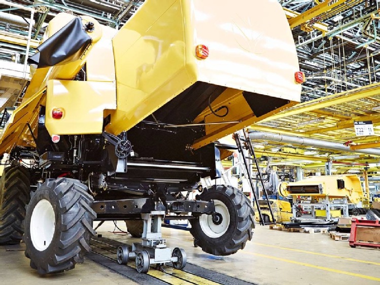 Zakłady New Holland w Płocku i Kutnie z sukcesem wznowiły produkcję