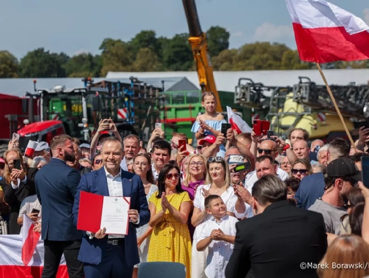 Co zawiera "Ochrona Polskiej Wsi"  Prezydenta Nawrockiego