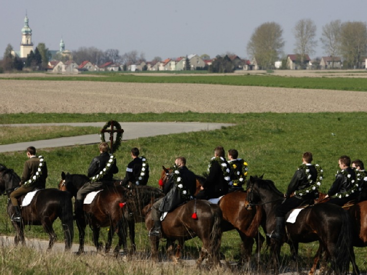 Śląskie: tradycyjne procesje  konne, czyli wielkanocne rajtowanie