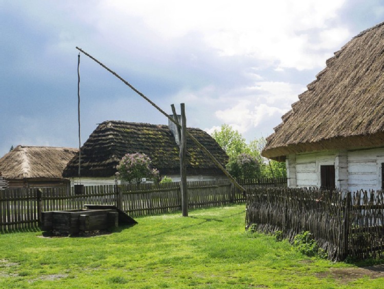„Filmowy skansen” - nowa wystawa w Muzeum Wsi Kieleckiej