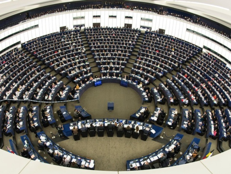 PE przegłosował koncesje na ukraiński eksport; Polska może stracić