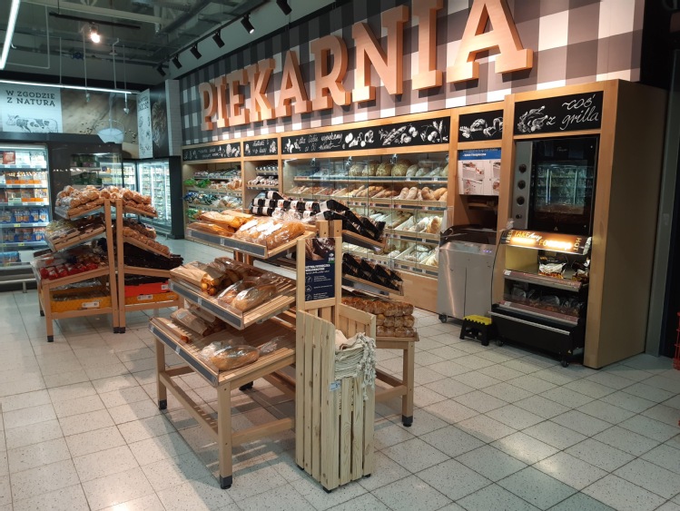 Czy ukraińska Fozzy Group (Silpo) przejmie Carrefour Polska? Analiza scenariusza