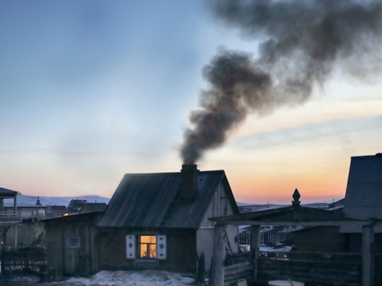 W powietrzu już czuć smog. Rekuperacja w domu może nas przed nim uchronić