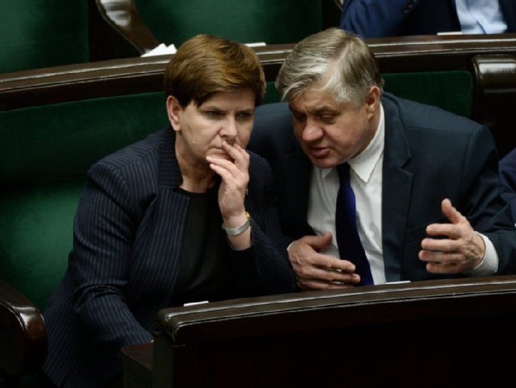 Szydło: będę rozmawiać z ministrem rolnictwa o sytuacji w stadninie w Janowie