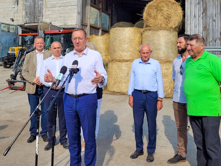 Robert Telus: " Żądamy przesunięcia terminu zakazu importu ukraińskiego zboża"