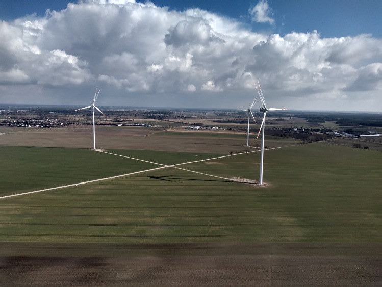 Polacy zmienili nastawienie do elektrowni wiatrowych