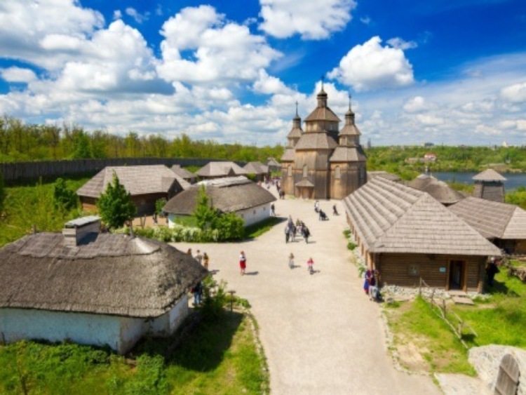 Nowy kierunek lotniczy z Wrocławia na Ukrainę