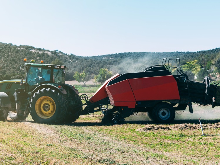 Historia modelu John Deere 7530 i jego znaczenie dla rolnictwa