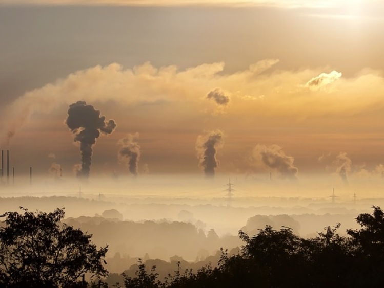 Parlament Europejski za zerową emisją gazów cieplarnianych dla UE do 2050 r.