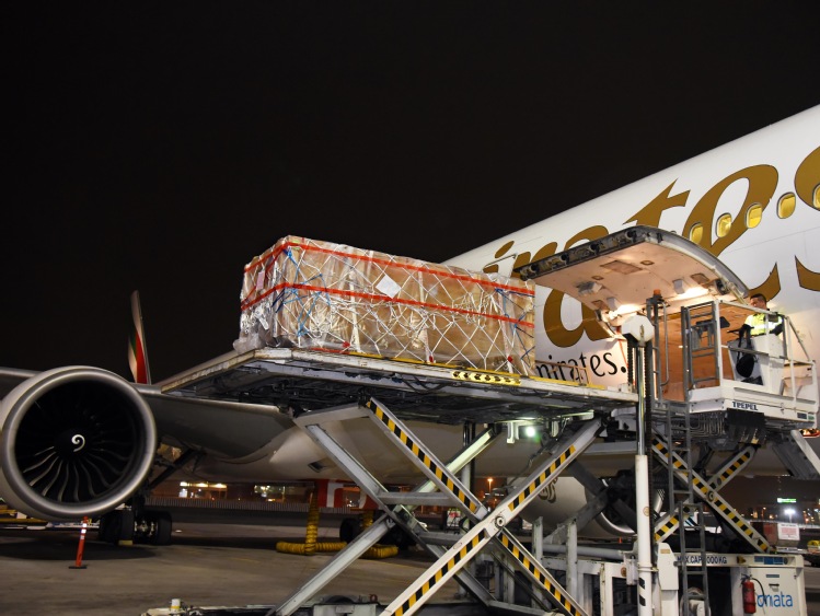 Tam i z powrotem: Emirates SkyCargo przewozi bezcenny artefakt historyczny na trasie Pakistan-Szwajcaria