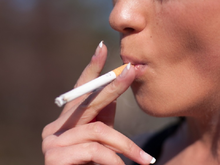 Z rynku znikną papierosy w paczkach slim?