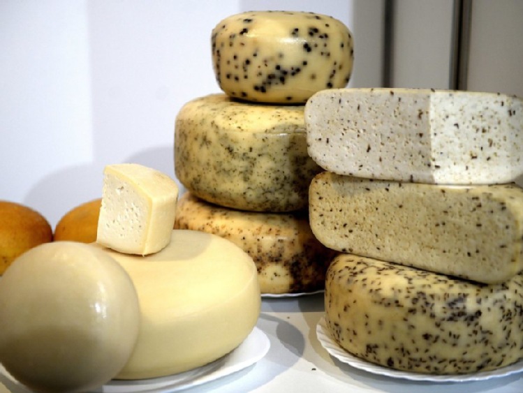 Trybunał UE: produktów wegańskich nie można sprzedawać jako „mleka” czy „masła”