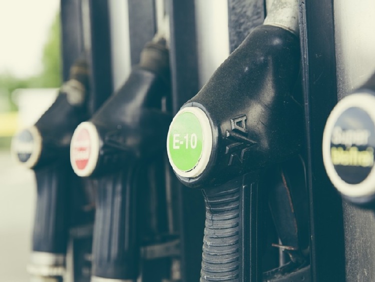 e-petrol.pl: stabilnie na pylonach