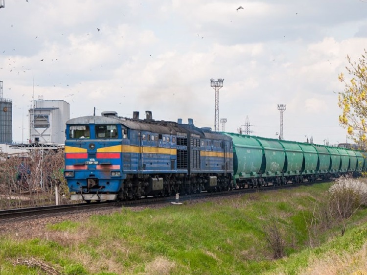 Koleją wyeksportowano z Ukrainy ponad 1,2 mln ton zboża