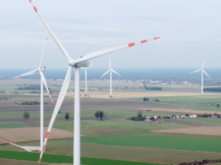 PKEE: Cała Europa zmaga się z podwyżkami cen energii. Głównymi powodami unijna polityka klimatyczna i handel emisjami