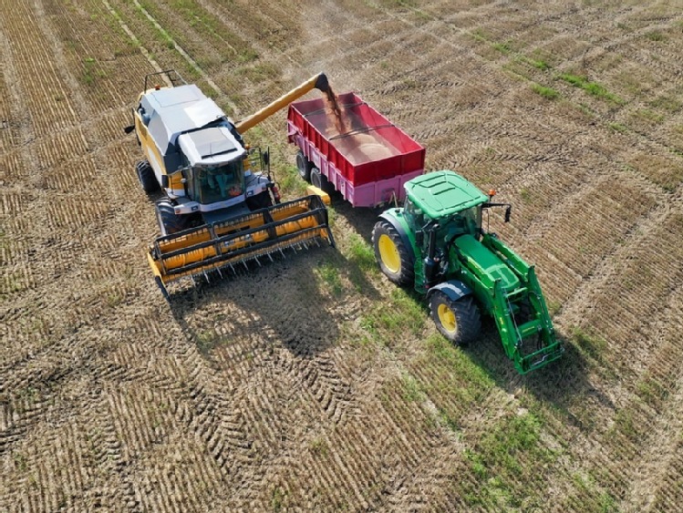 Martin & Jacob: W maju nadal duże spadki sprzedaży nowych traktorów